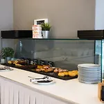 Hotel Chery 3*