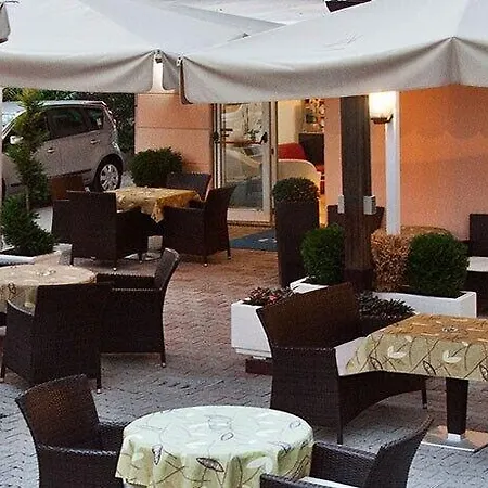 Chery Ξενοδοχείο 3*
